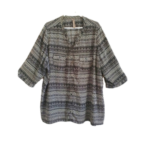 2/$35 Sale Pennington Aztec Black print button front Blouse, tap sleeves  Sz X4 - Picture 1 of 15